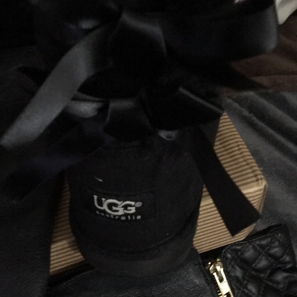 Boots - Picture 2 of 3